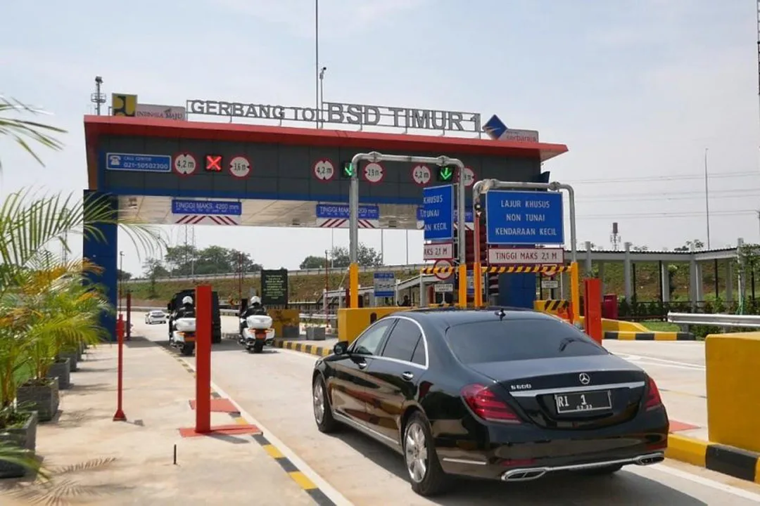 12 menit ke Tol Serbaraja
